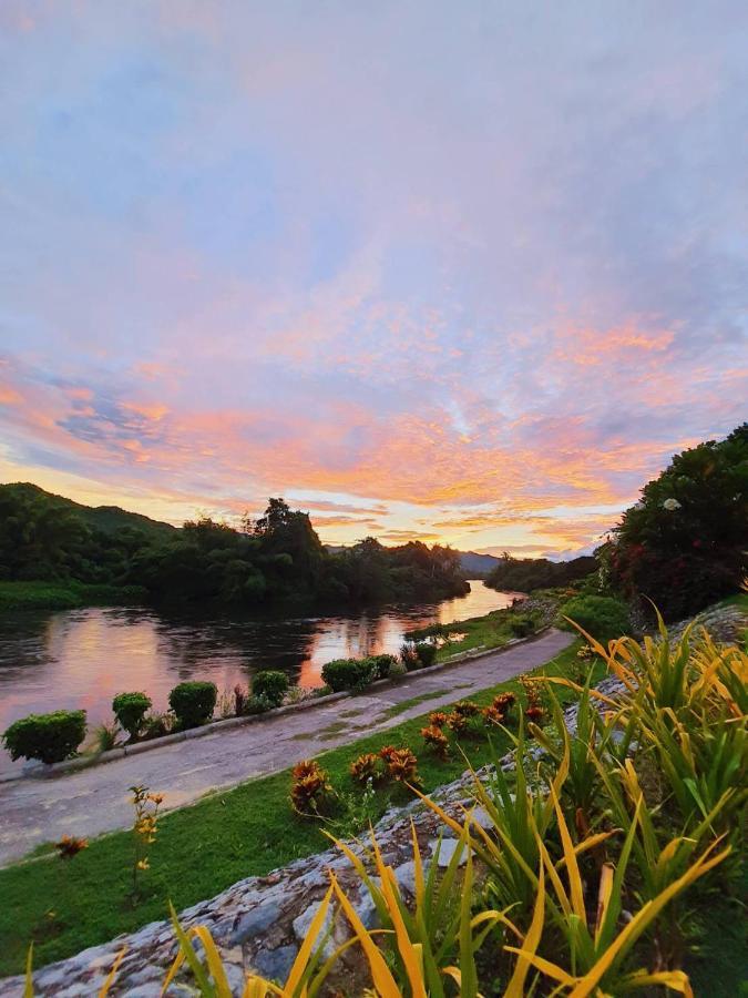 Aekpailin River Kwai Resort Kanchanaburi Exteriér fotografie